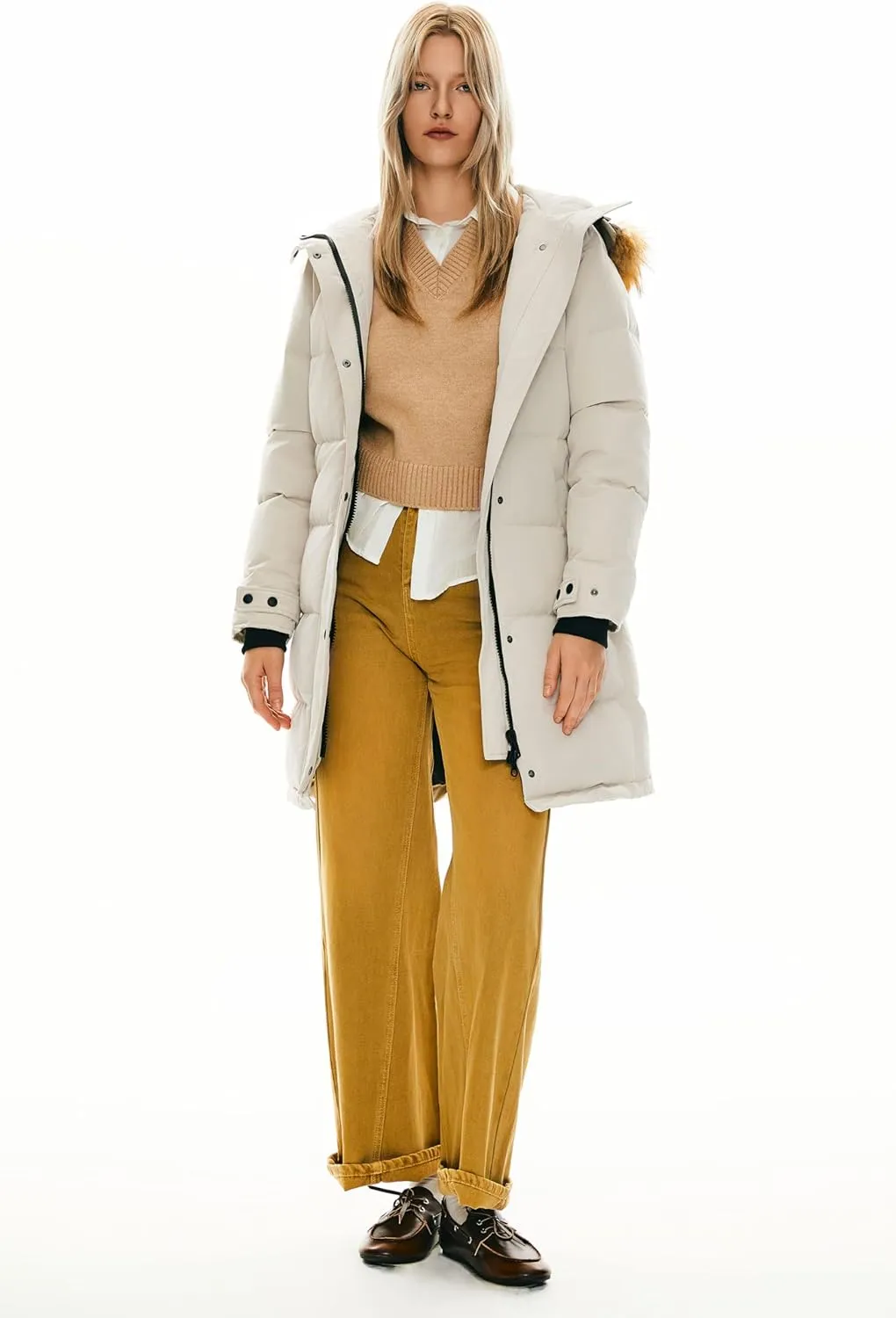 Orolay Women's Thickened Down Coat Long Puffer Jacket with Adjustable Hood Quilted Warm Winter Parka